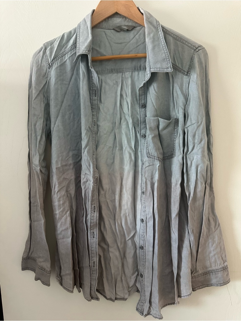 Rubbish Washed Gray Long-Sleeve Button-Down Shirt